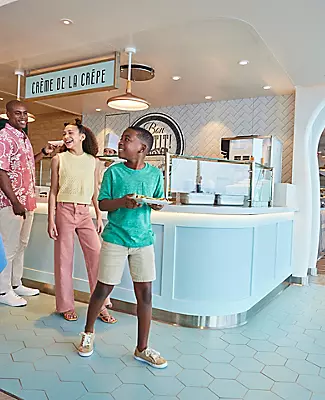 icon of the seas aquadome marketplace creme de la crepe family breakfast nutella
